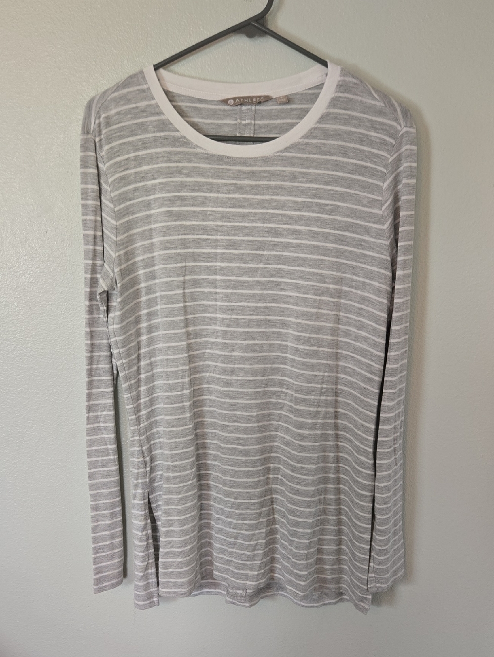 Athleta | Gray Striped Long Sleeve Crew Neck Side Slit Tee Size Small